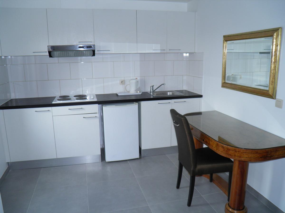 Holidays Apart-Hotel Anderlecht Extérieur photo