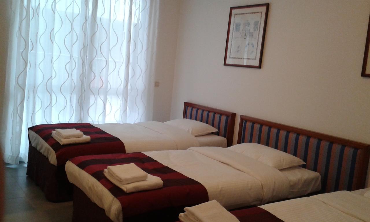 Holidays Apart-Hotel Anderlecht Extérieur photo