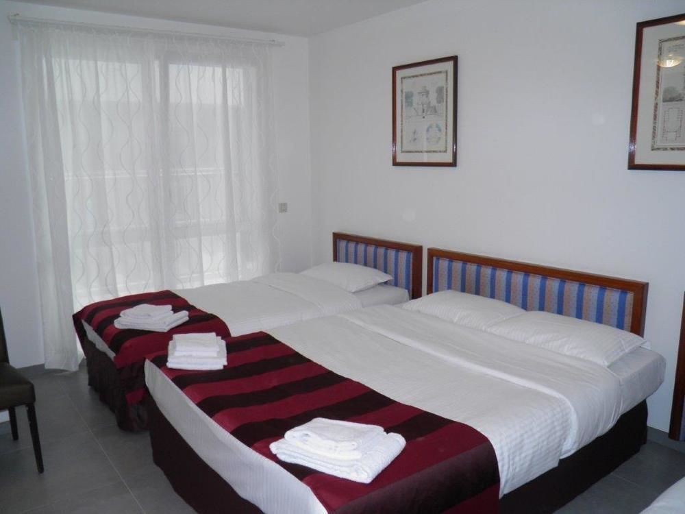 Holidays Apart-Hotel Anderlecht Extérieur photo